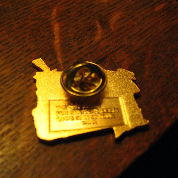 QVC Kansas 1997 Vintage Lapel Pin - Picture 4 of 4